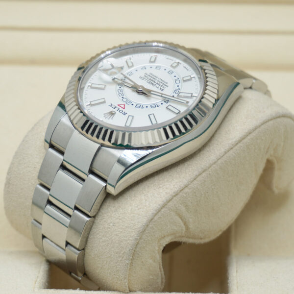 Rolex Sky-Dweller 42mm Stainless Steel 326934 White Dial