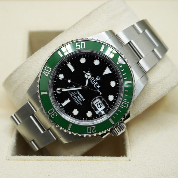 Rolex Submariner Date 41mm "Starbucks" 126610LV Black Dial