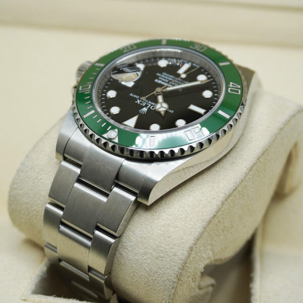Rolex Submariner Date 41mm "Starbucks" 126610LV Black Dial