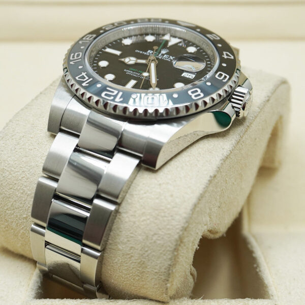 Rolex GMT-Master II "Bruce Wayne" 126710GRNR