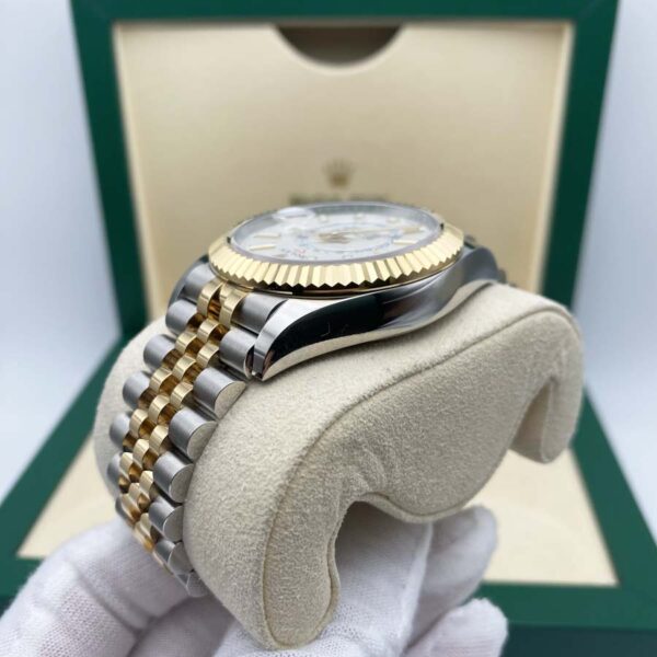 Rolex Sky-Dweller 42mm 326933 White Dial