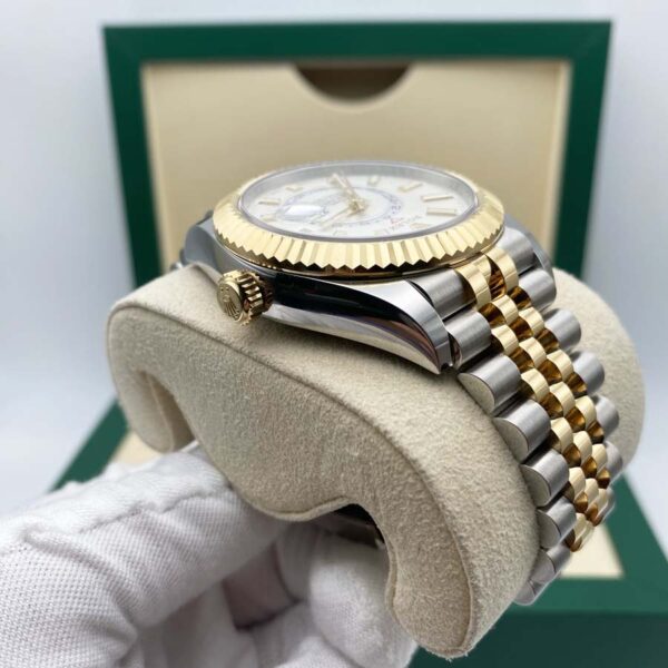 Rolex Sky-Dweller 42mm 326933 White Dial