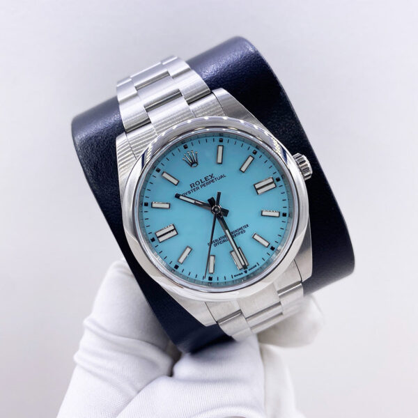 Rolex Oyster Perpetual "Tiffany" 41mm 124300 Blue Dial