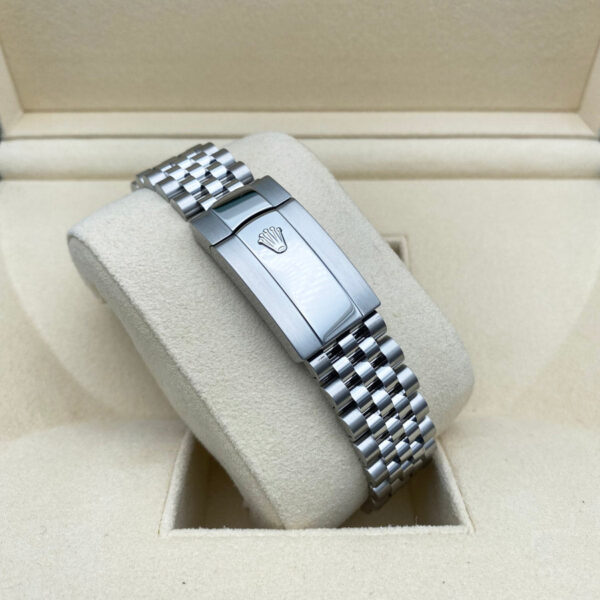 Rolex Datejust 36mm Fluted Bezel Jubilee Bracelet Silver Diamond 6 and 9 Hour Marker Dial