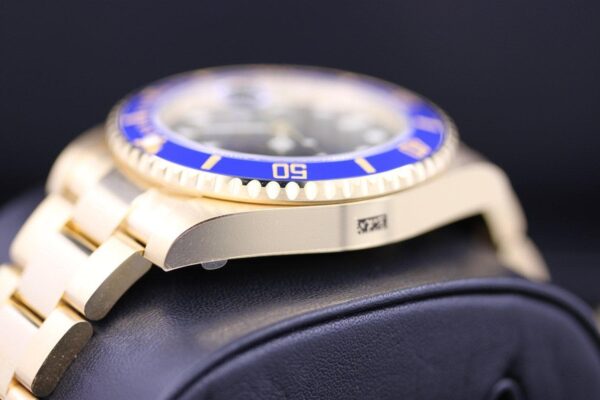 Rolex Submariner Date 40mm 116618LB Blue Dial